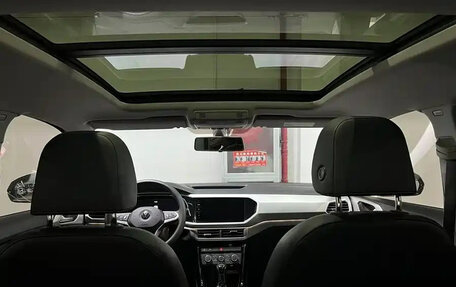 Volkswagen T-Cross I, 2022 год, 1 570 000 рублей, 7 фотография