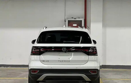 Volkswagen T-Cross I, 2022 год, 1 570 000 рублей, 6 фотография