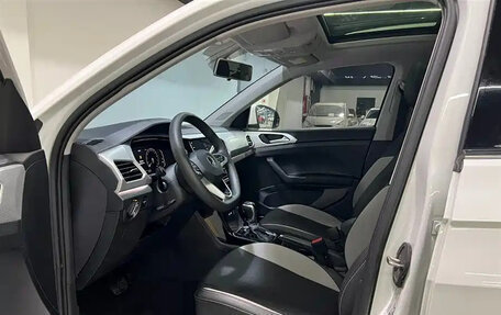 Volkswagen T-Cross I, 2022 год, 1 570 000 рублей, 8 фотография