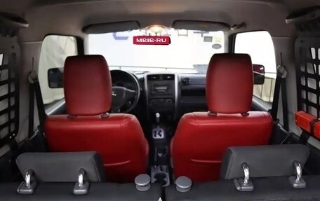 Suzuki Jimny, 2015 год, 1 210 000 рублей, 17 фотография