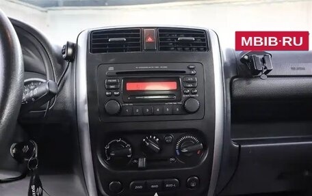 Suzuki Jimny, 2015 год, 1 210 000 рублей, 10 фотография