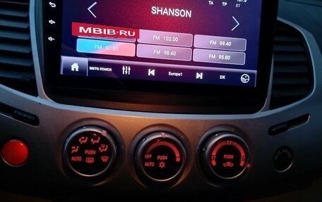 Mitsubishi L200 IV рестайлинг, 2011 год, 1 300 000 рублей, 7 фотография