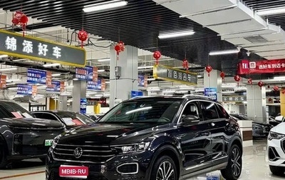 Volkswagen T-Roc I, 2022 год, 1 857 000 рублей, 1 фотография