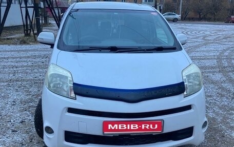 Toyota Passo Sette, 2009 год, 950 000 рублей, 1 фотография