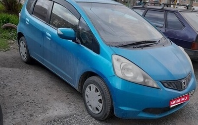 Honda Fit III, 2010 год, 700 000 рублей, 1 фотография