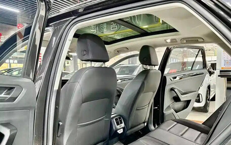 Volkswagen T-Roc I, 2022 год, 1 857 000 рублей, 9 фотография