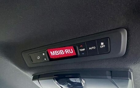 Toyota Voxy III, 2021 год, 1 855 000 рублей, 31 фотография