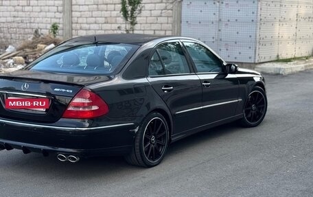 Mercedes-Benz E-Класс, 2004 год, 900 000 рублей, 4 фотография