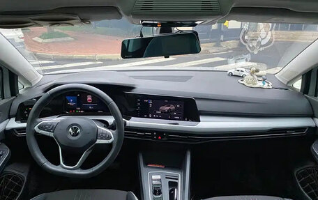 Volkswagen Golf VIII, 2022 год, 1 500 000 рублей, 7 фотография