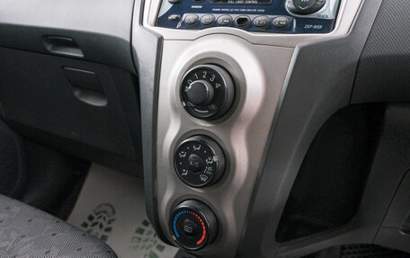 Toyota Vitz, 2009 год, 589 000 рублей, 15 фотография