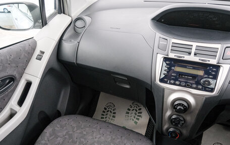 Toyota Vitz, 2009 год, 589 000 рублей, 10 фотография