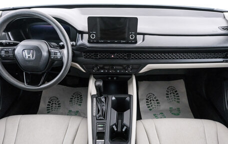 Honda Accord, 2023 год, 2 529 000 рублей, 9 фотография