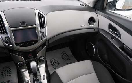 Chevrolet Cruze II, 2014 год, 929 000 рублей, 10 фотография