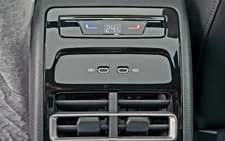 Volkswagen Tiguan, 2025 год, 4 790 000 рублей, 19 фотография