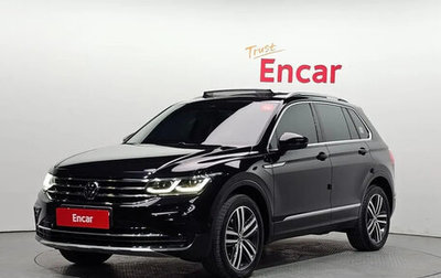 Volkswagen Tiguan II, 2022 год, 2 390 500 рублей, 1 фотография