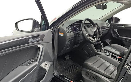 Volkswagen Tiguan II, 2022 год, 2 390 500 рублей, 6 фотография