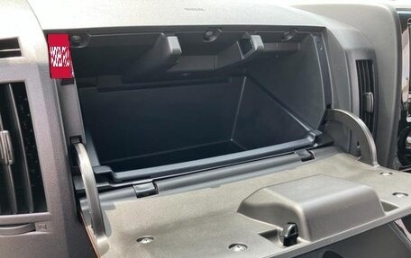 Mitsubishi Delica D:5 I, 2018 год, 1 974 000 рублей, 20 фотография