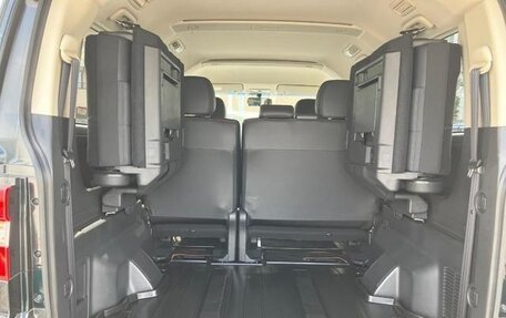 Mitsubishi Delica D:5 I, 2018 год, 1 974 000 рублей, 24 фотография