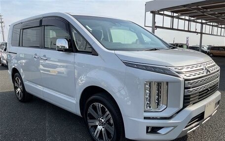 Mitsubishi Delica D:5 I, 2022 год, 2 692 000 рублей, 3 фотография