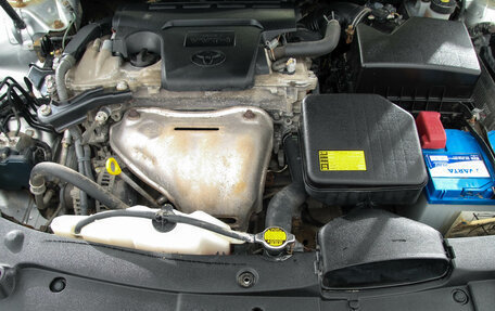 Toyota Camry, 2011 год, 1 639 000 рублей, 6 фотография