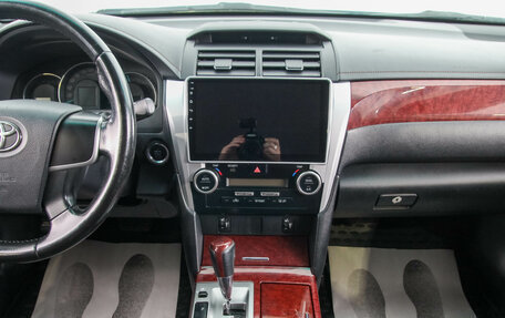 Toyota Camry, 2011 год, 1 639 000 рублей, 16 фотография