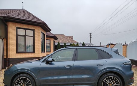 Porsche Cayenne III, 2018 год, 8 950 000 рублей, 2 фотография