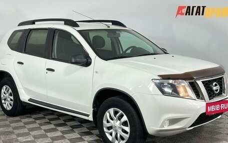 Nissan Terrano III, 2015 год, 950 000 рублей, 24 фотография