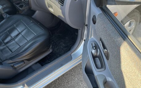 Hyundai Accent II, 2004 год, 290 000 рублей, 9 фотография