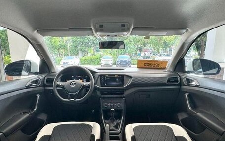 Volkswagen T-Cross I, 2022 год, 1 190 500 рублей, 6 фотография