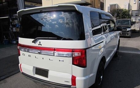Mitsubishi Delica D:5 I, 2022 год, 2 512 000 рублей, 5 фотография