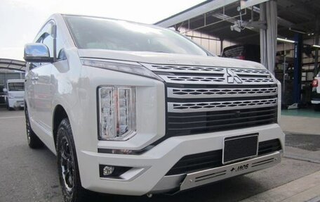 Mitsubishi Delica D:5 I, 2022 год, 2 512 000 рублей, 3 фотография