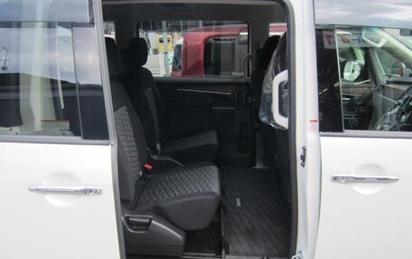 Mitsubishi Delica D:5 I, 2022 год, 2 512 000 рублей, 24 фотография