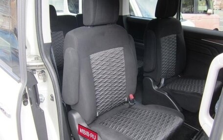 Mitsubishi Delica D:5 I, 2022 год, 2 512 000 рублей, 28 фотография