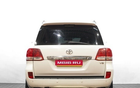 Toyota Land Cruiser 200, 2011 год, 3 189 000 рублей, 4 фотография