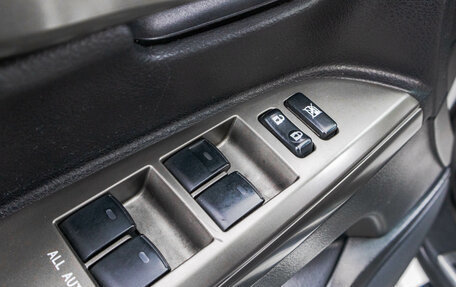 Toyota Land Cruiser 200, 2011 год, 3 189 000 рублей, 13 фотография