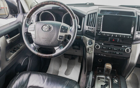 Toyota Land Cruiser 200, 2011 год, 3 189 000 рублей, 19 фотография