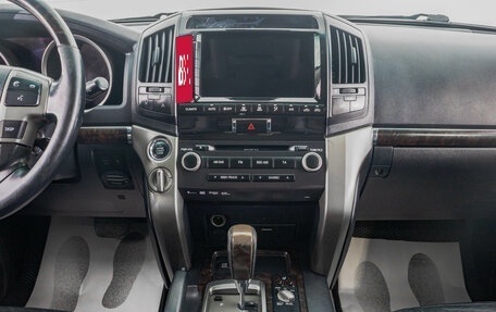 Toyota Land Cruiser 200, 2011 год, 3 189 000 рублей, 20 фотография