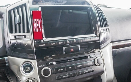 Toyota Land Cruiser 200, 2011 год, 3 189 000 рублей, 21 фотография