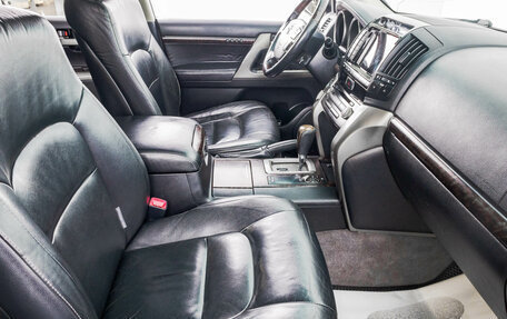 Toyota Land Cruiser 200, 2011 год, 3 189 000 рублей, 24 фотография