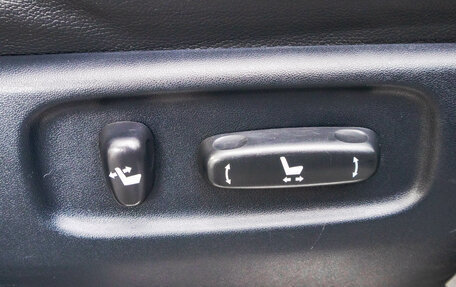 Toyota Land Cruiser 200, 2011 год, 3 189 000 рублей, 25 фотография