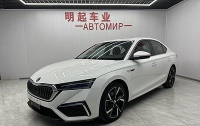 Skoda Octavia IV, 2022 год, 1 650 700 рублей, 1 фотография