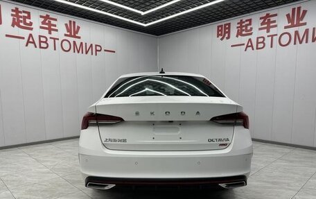 Skoda Octavia IV, 2022 год, 1 650 700 рублей, 5 фотография