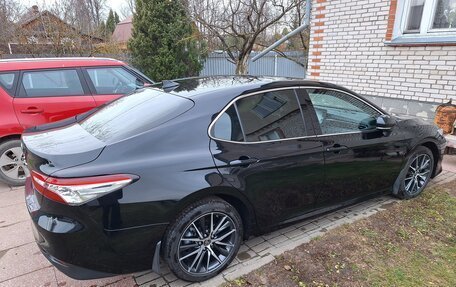 Toyota Camry, 2021 год, 4 300 000 рублей, 2 фотография