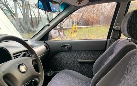 Suzuki Swift II, 2003 год, 270 000 рублей, 7 фотография