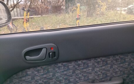 Suzuki Swift II, 2003 год, 270 000 рублей, 11 фотография