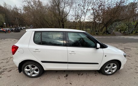 Skoda Fabia II, 2011 год, 800 000 рублей, 5 фотография