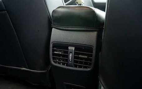 Toyota Corolla, 2022 год, 1 370 000 рублей, 10 фотография