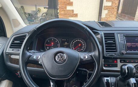 Volkswagen Multivan T6 рестайлинг, 2018 год, 4 100 000 рублей, 7 фотография