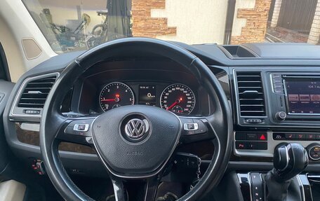 Volkswagen Multivan T6 рестайлинг, 2018 год, 4 100 000 рублей, 6 фотография