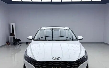 Hyundai Elantra, 2022 год, 1 690 007 рублей, 2 фотография